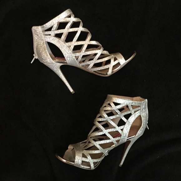 Betsey Johnson Shoes - Betsey Johnson Silver Heels NWOT ‘Juliette’
